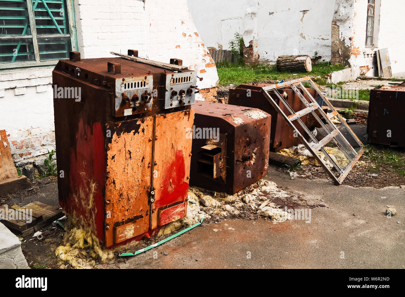 Items made of iron and aluminum rust Stock Photo Alamy