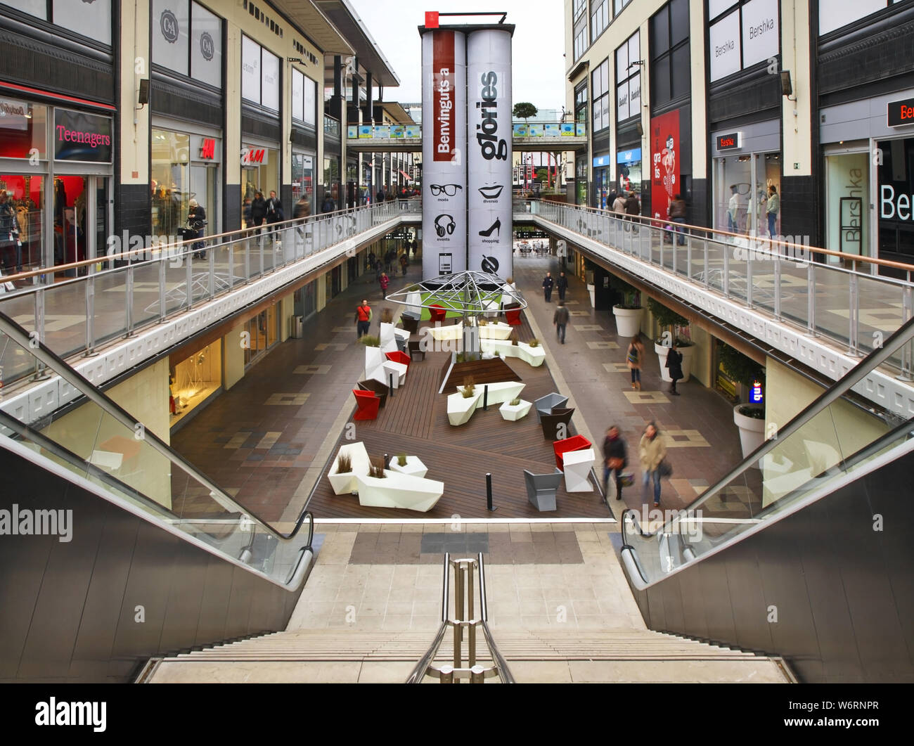 Shopping center on Placa de les Glories Catalanes in Barcelona. Spain Stock  Photo - Alamy