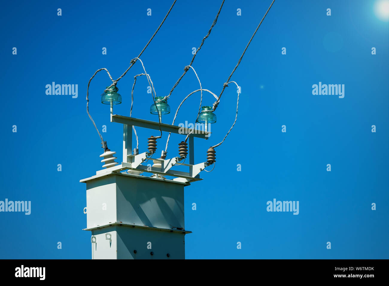 Insulator substation hi-res stock photography and images - Page 8 - Alamy