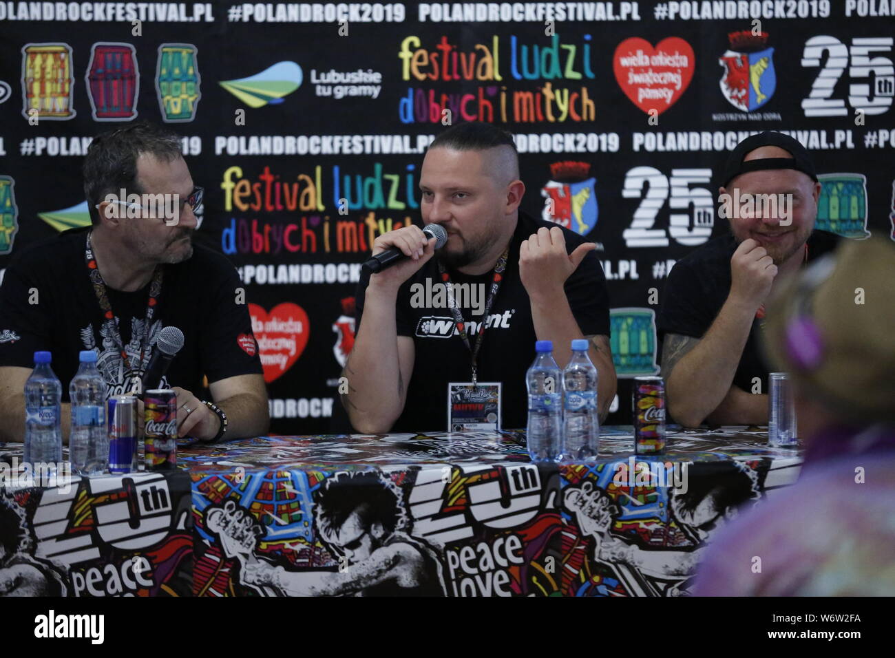 Kustrin, Poland. 02nd Aug, 2019. People celebrating at the Pol and Rock Festival in Küstrin. The Pol'and'Rock is the former stop Woodstock Festival (Przystanek Woodstock). The rock festival takes place every year in early August in the Polish Kostrzyn nad Odra (Küstrin on the Oder). It has the motto 'love, friendship and music' and has been held regularly since 1995. Credit: Simone Kuhlmey/Pacific Press/Alamy Live News Stock Photo