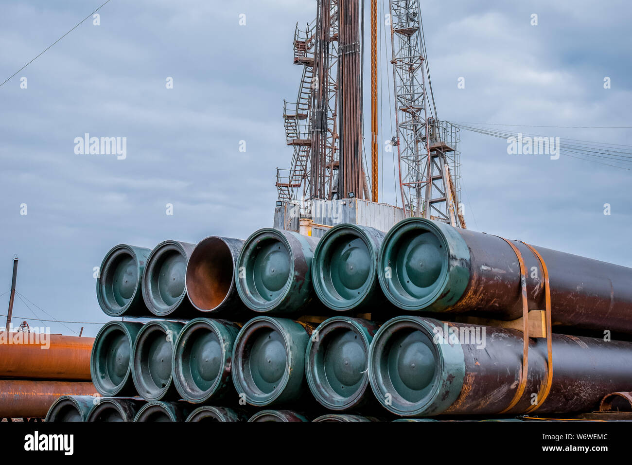 Stacked steel hi-res stock photography and images - Alamy