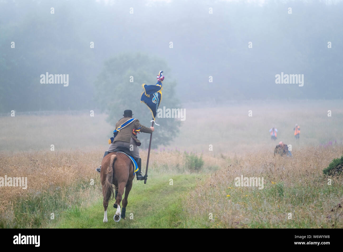 Sash bowler hat hi-res stock photography and images - Alamy