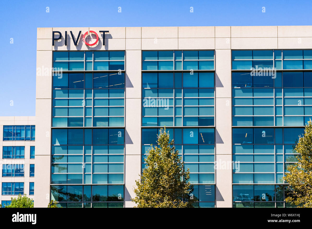 Pivto office