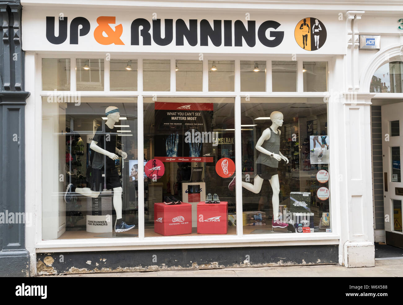 running sports store