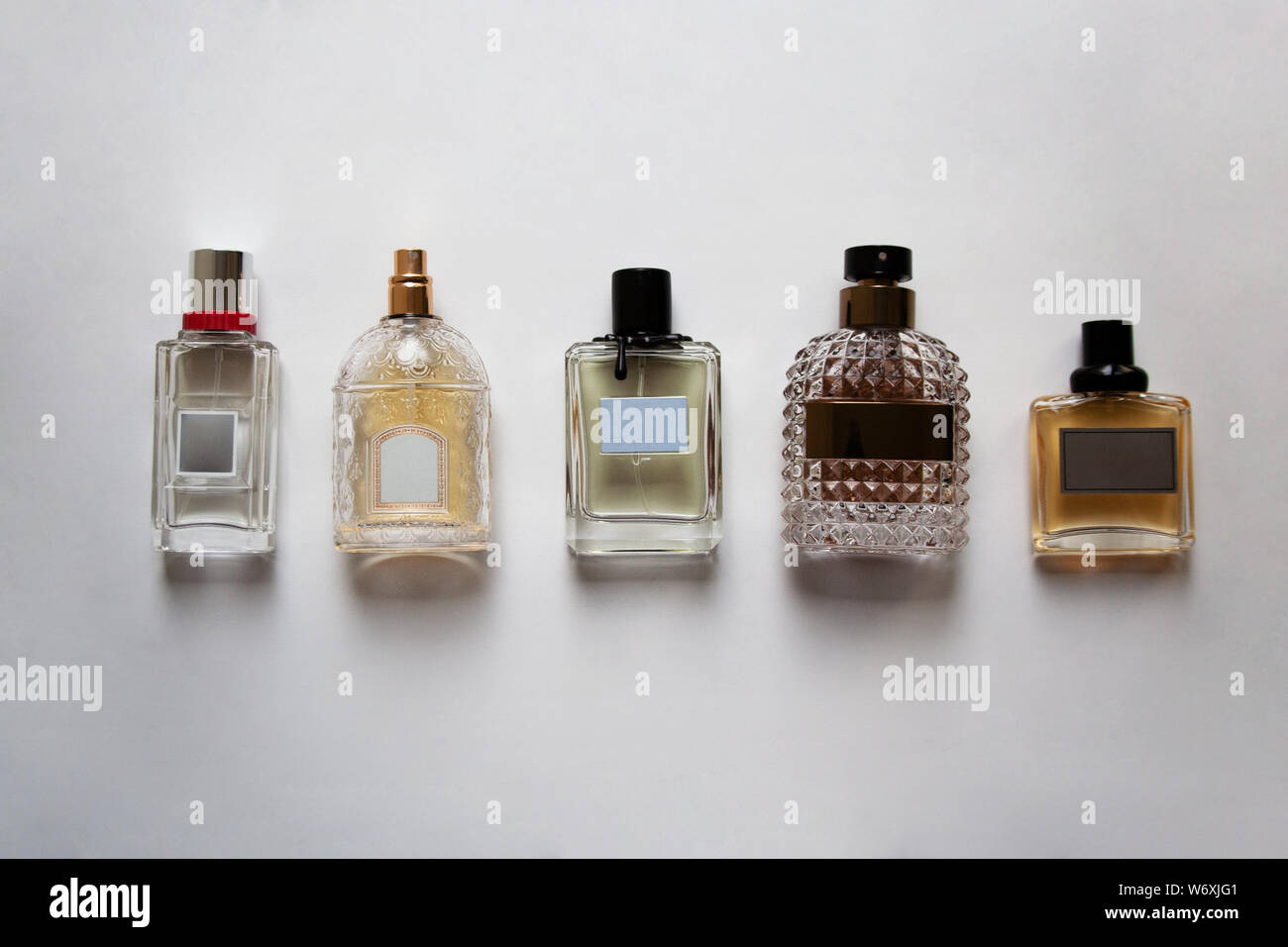 Download Black Gold Perfume Spray Bottle High Resolution Stock Photography And Images Alamy PSD Mockup Templates