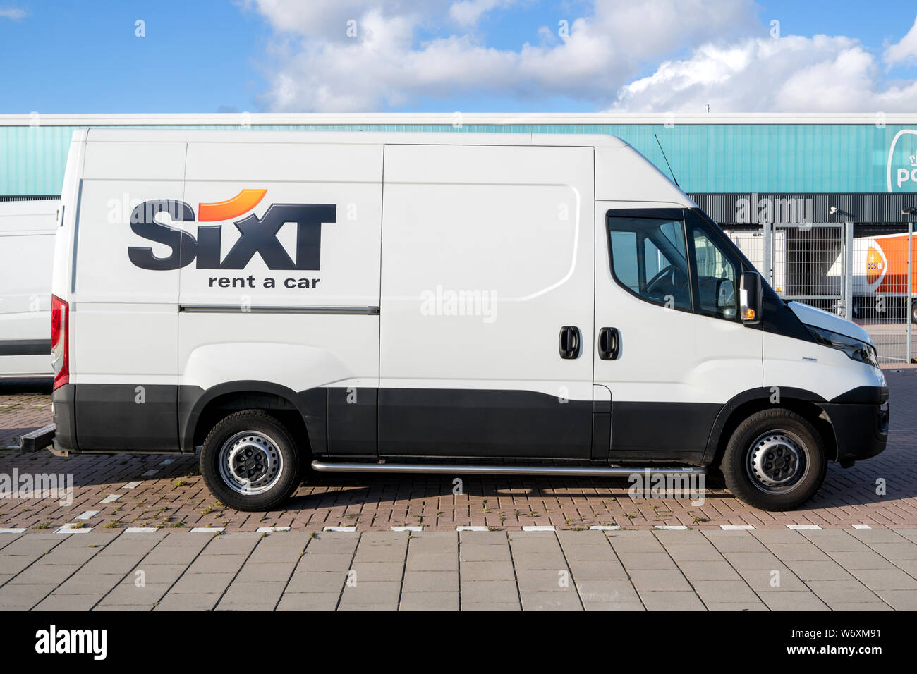 Sixt outlet location van