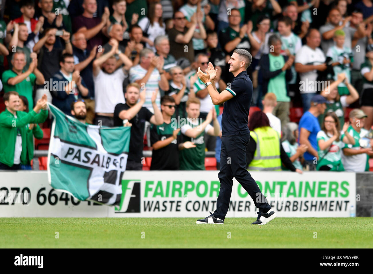 Alexandra Stadium Crewe Cheshire Uk 3rd Aug 19 Football Sky Bet League 2 Crewe Alexandra Versus Plymouth Argyle Ryan Lowe Manager Of Plymouth Argyle Shows His Appreciation To The Travelling Supporters After
