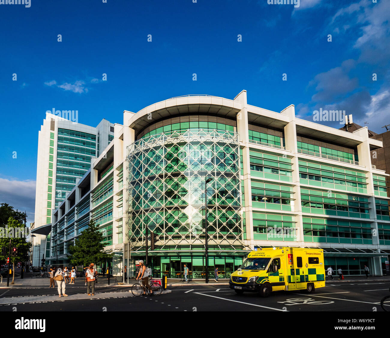 University College Hospital UCH London - emergency ambulance outside the hospital located on Euston Road in the Bloomsbury district of Central London Stock Photo