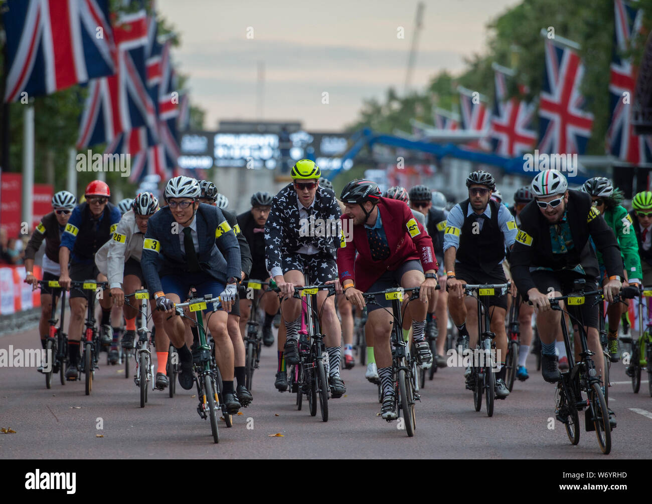 Brompton world championship final on day one prudential ride london hi