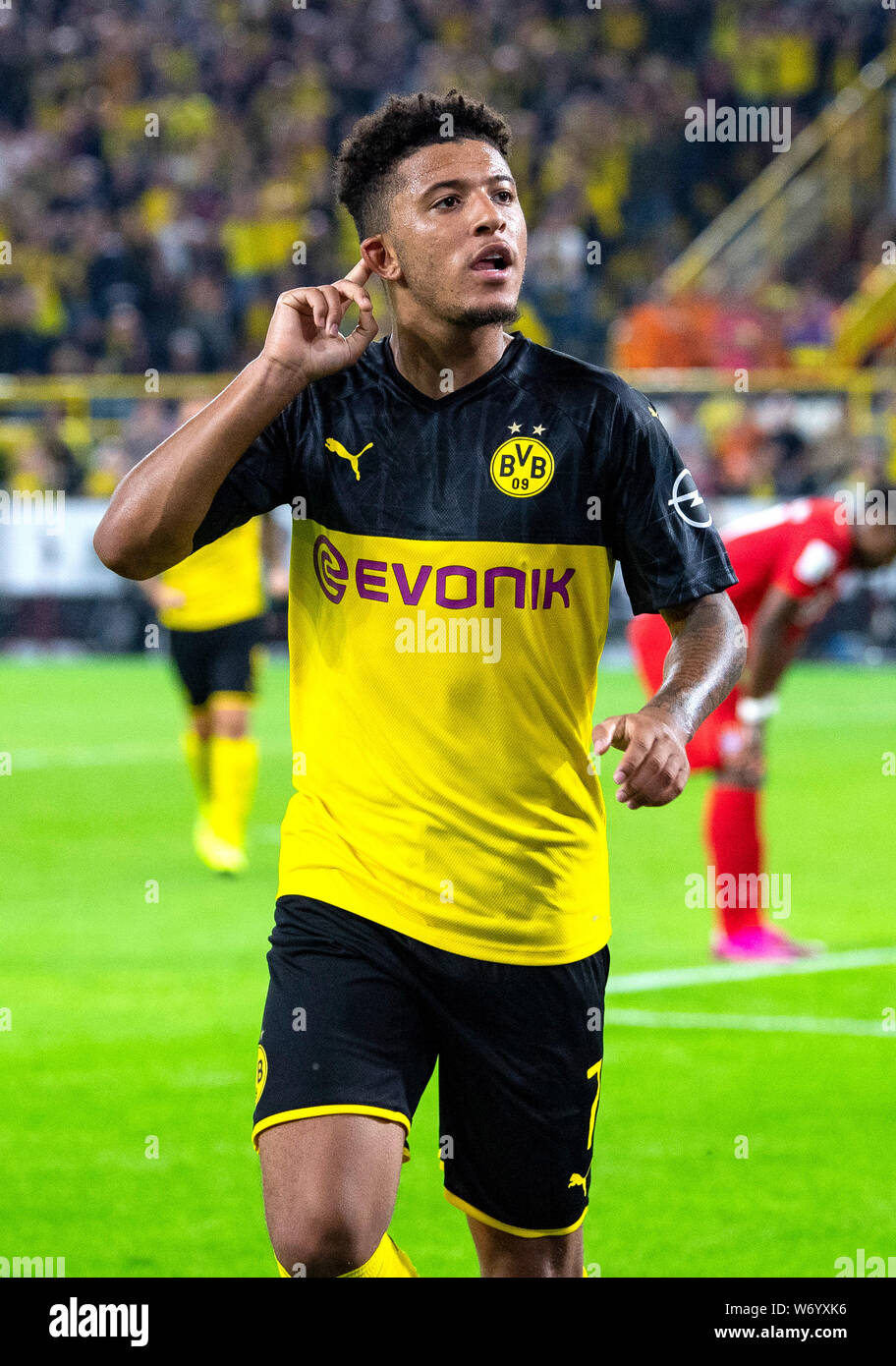 Dortmund Germany 03rd Aug 19 Soccer Dfl Supercup Borussia Dortmund Bayern Munich In Signal Iduna Park Dortmund S Jadon Sancho Cheers His Goal To 2 0 Credit Guido Kirchner Dpa Important Note In