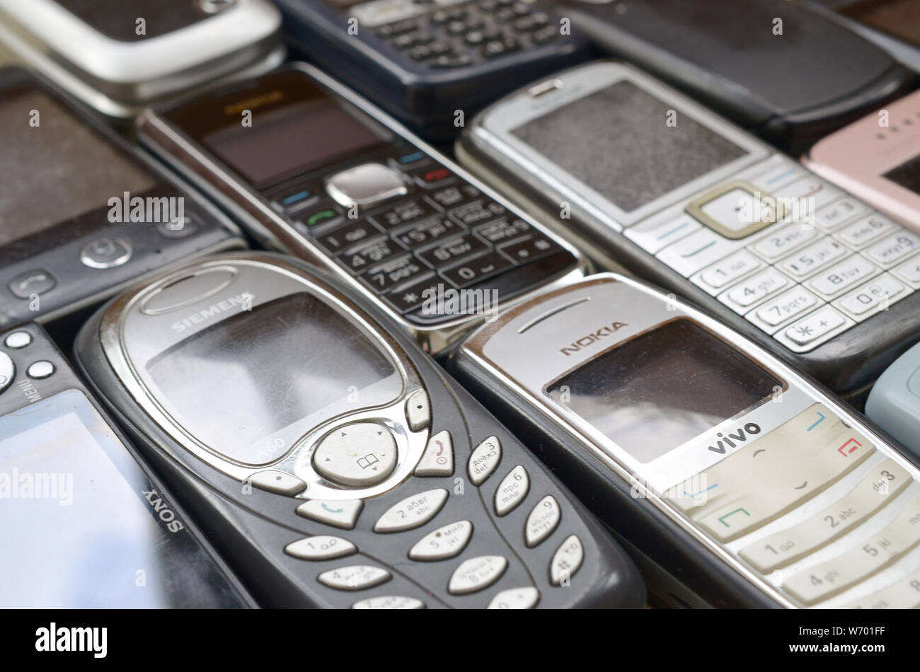 Different brands of phones hi-res stock photography and images - Alamy