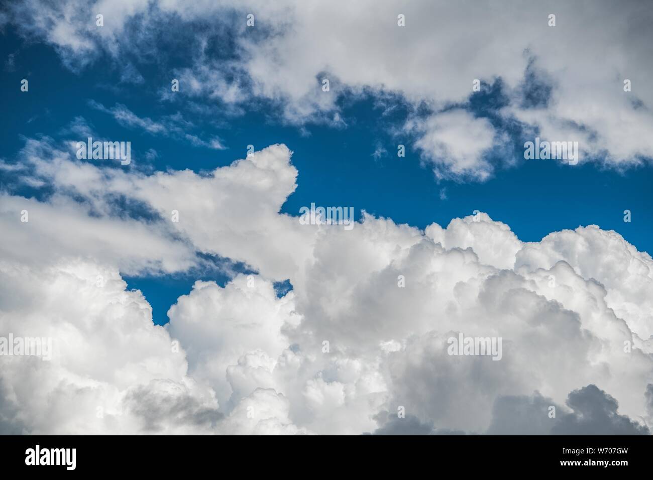 Stormy weather clouds hi-res stock photography and images - Alamy
