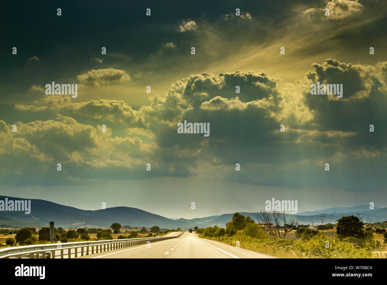Rain clouds sun hi-res stock photography and images - Alamy