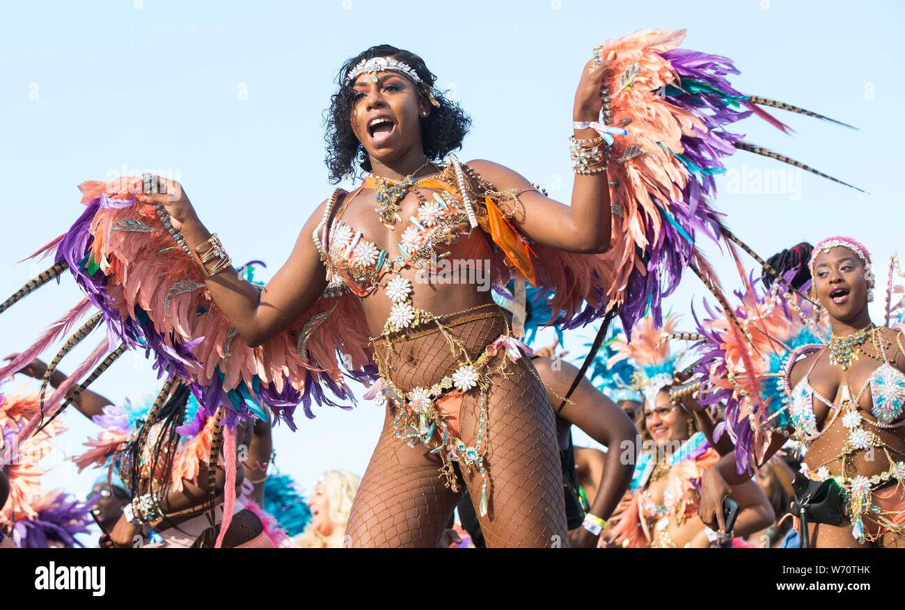 (190804) -- TORONTO, Aug. 4, 2019 (Xinhua) -- Dressed up revellers take part in the 2019 Toronto Caribbean Carnival Grand Parade in Toronto, Canada, Aug. 3, 2019. People from near and far converged on the street for the annual Caribbean Carnival Grand Parade here on Saturday. (Xinhua/Zou Zheng) Stock Photo