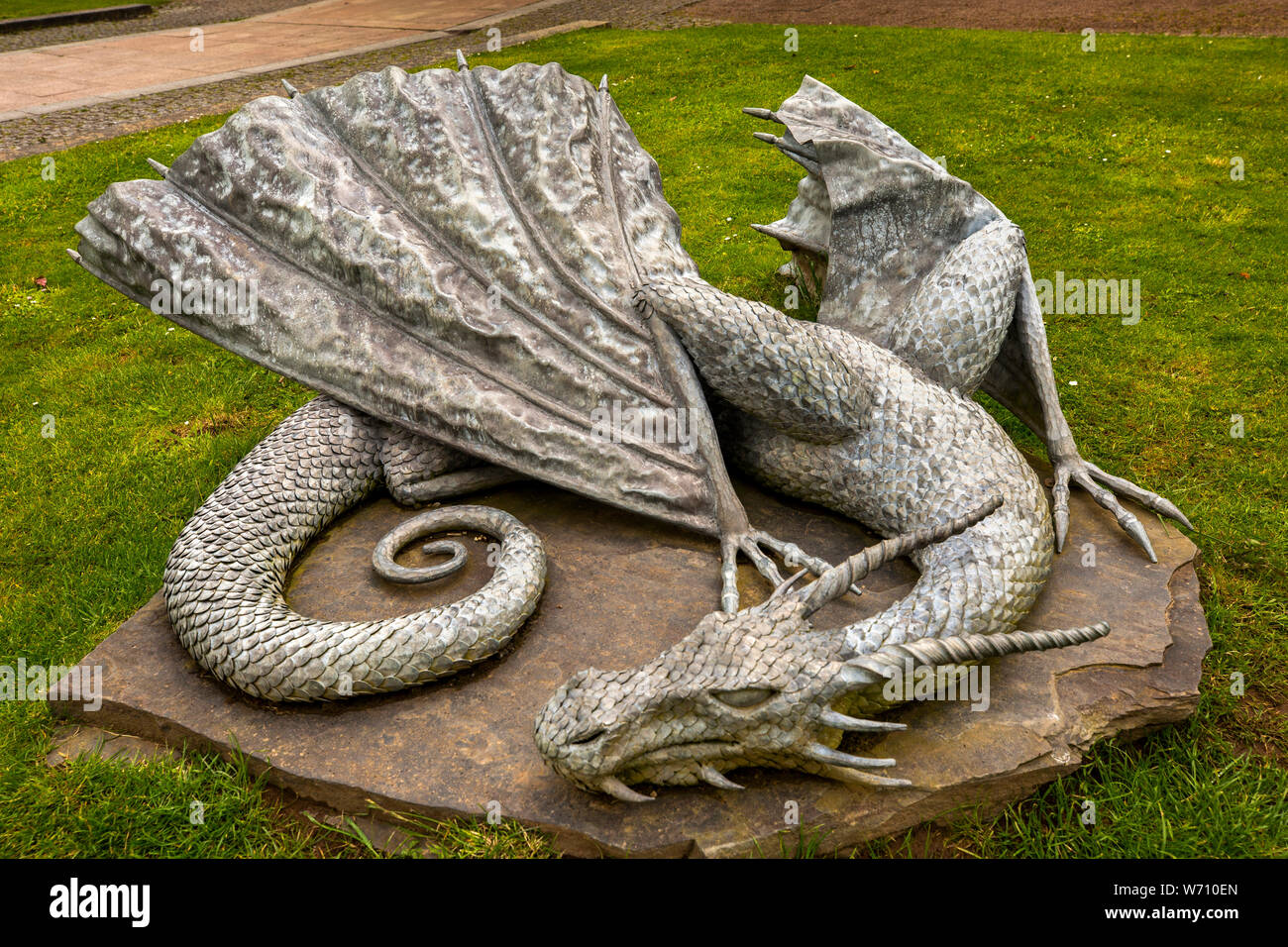 UK, Wales, Carmarthenshire, Llanarthney, National Botanic Garden of Wales, Will Holland’s Dragon sculpture outside former Stable Block Stock Photo