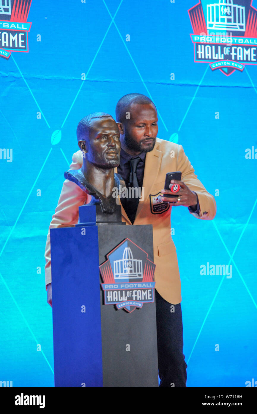 Champ bailey hall of fame hi-res stock photography and images - Alamy