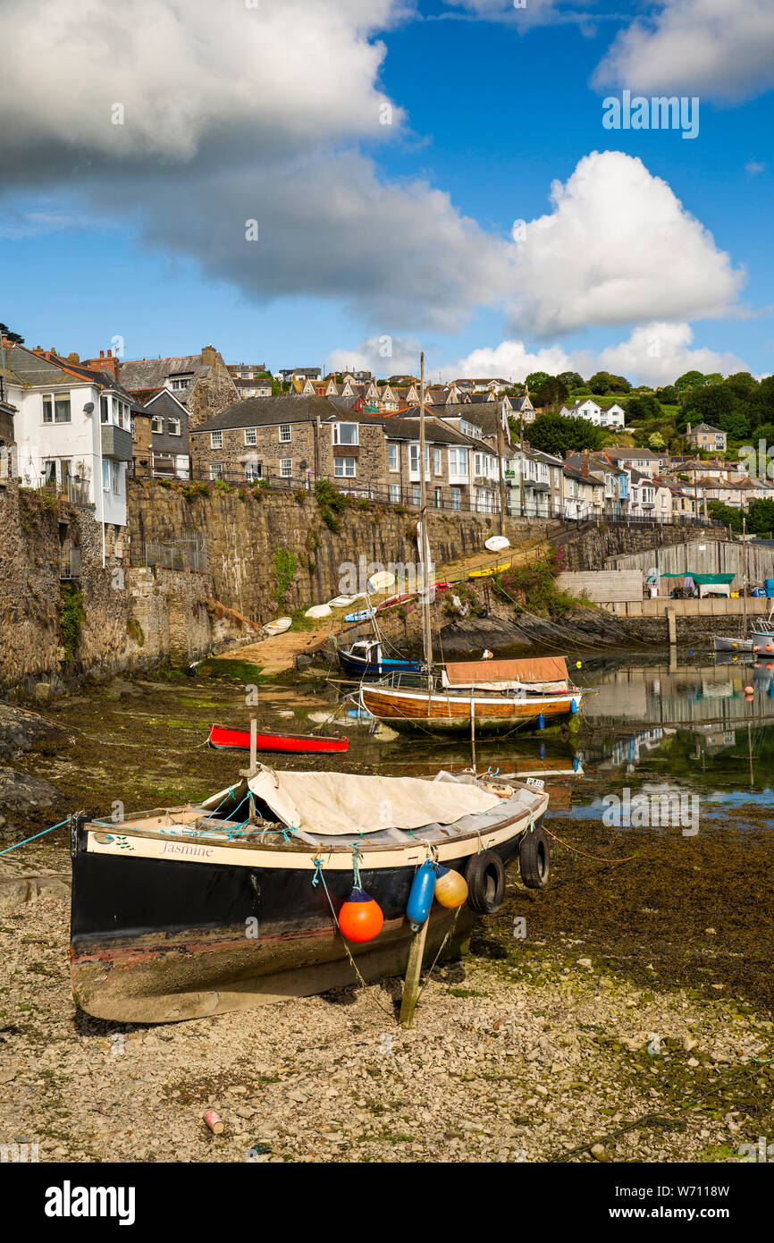 Newlyn cornwall boats hires stock photography and images Alamy