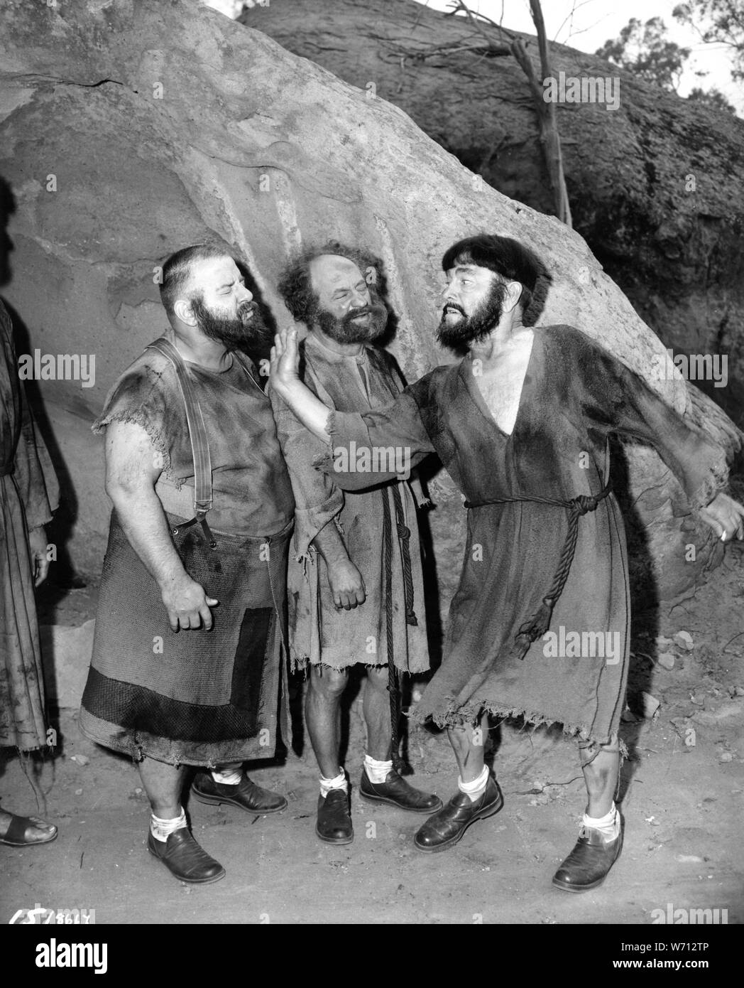 MOE HOWARD LARRY FINE and JOE De RITA as CURLY JOE in THE THREE STOOGES MEET HERCULES 1962 director Edward Bernds Normandy Productions / Columbia Pictures Stock Photo