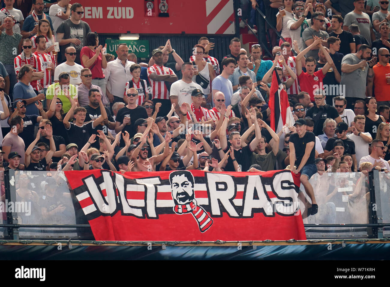 Rotterdam, Netherlands. 04th Aug, 2019. ROTTERDAM, 04-08-2019, Stadium  Feijenoord, season 2019/2020, Dutch Eredivisie, fans of Sparta Rotterdam  during the match Feyenoord - Sparta Rotterdam. Credit: Pro Shots/Alamy Live  News Stock Photo - Alamy