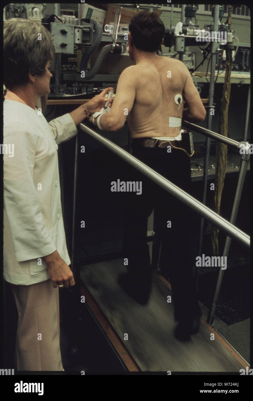 DELILA LAFON A TECHNICIAN AT THE BLACK LUNG LABORATORY AT THE delila-lafon-a-technician-at-the-black-lung-laboratory-at-the