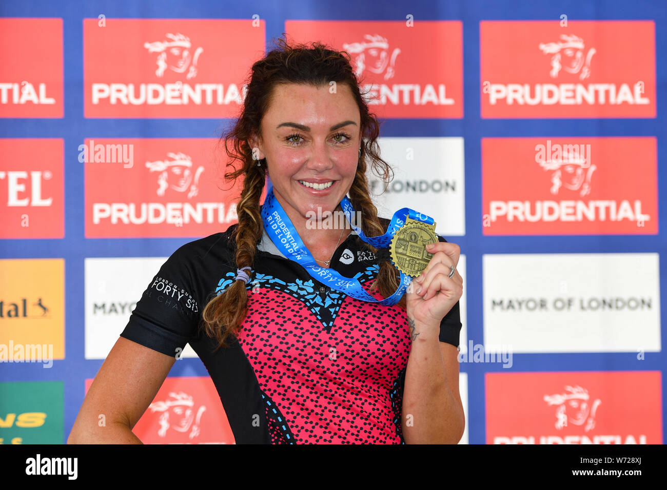 London, UK. 04th Aug, 2019. Michelle Heaton English pop group Liberty X and personal trainer was interviewed by Prudential TV interview after completed her 25 miles Challenge during Prudential RideLondon at The Mall on Sunday, August 04, 2019 in LONDON United Kingdom. Credit: Taka G Wu/Alamy Live News Stock Photo