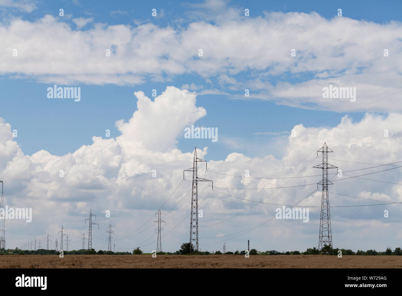 Pacific power transmission line hires stock photography and images Alamy