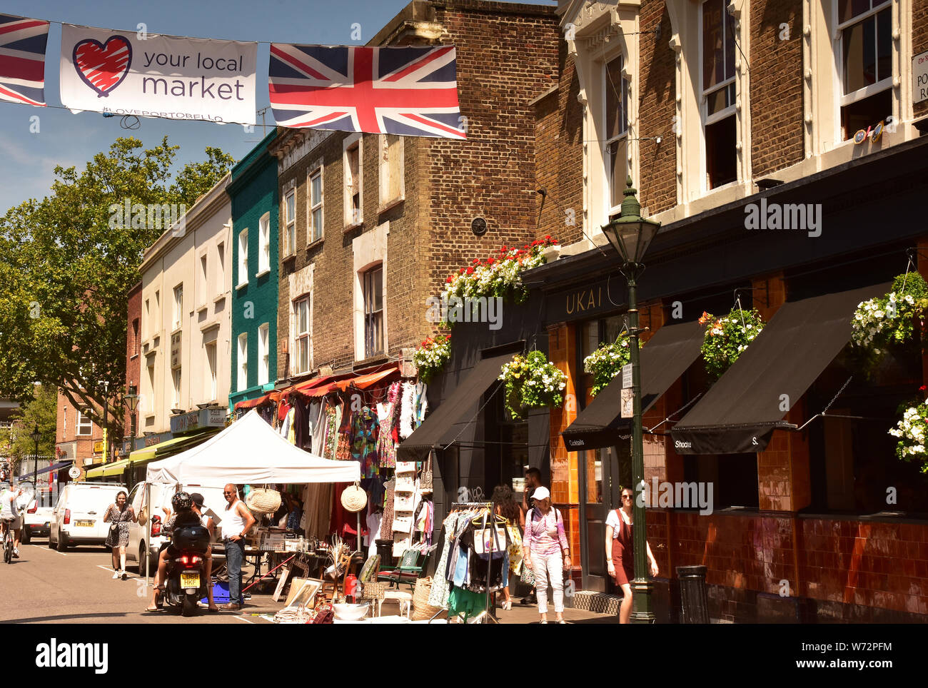 Portobello Road Street Market, Notting Hill, London, UK Stock Photo