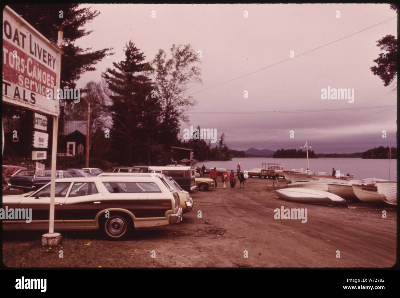 PRIVATE BOAT LIVERY AT RAQUETTE LAKE, NEW YORK, IN THE ADIRONDACK FOREST PRESERVE, ON MEMORIAL DAY WEEKEND, AT THE STATE CAMPSITE AT GOLDEN BEACH Stock Photo