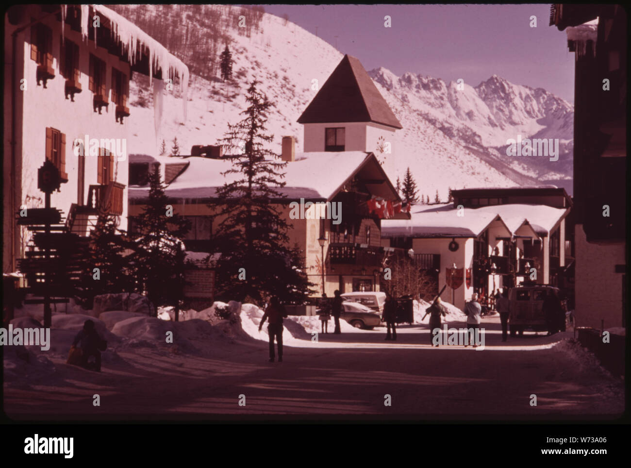 THE VILLAGE OF VAIL WAS BUILT EXCLUSIVELY FOR SKIERS Stock Photo