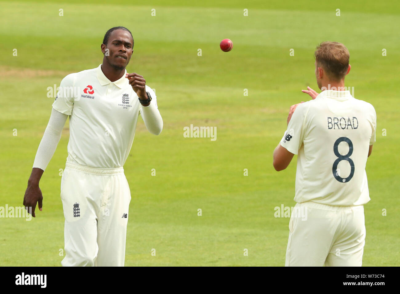 BIRMINGHAM, ENGLAND. 04 AUGUST 2019: Substitute fielder Jofra Archer and Stuart Broad of England during day 3 of the 1st Specsavers Ashes Test Match, at Edgbaston Cricket Ground, Birmingham, England. Stock Photo