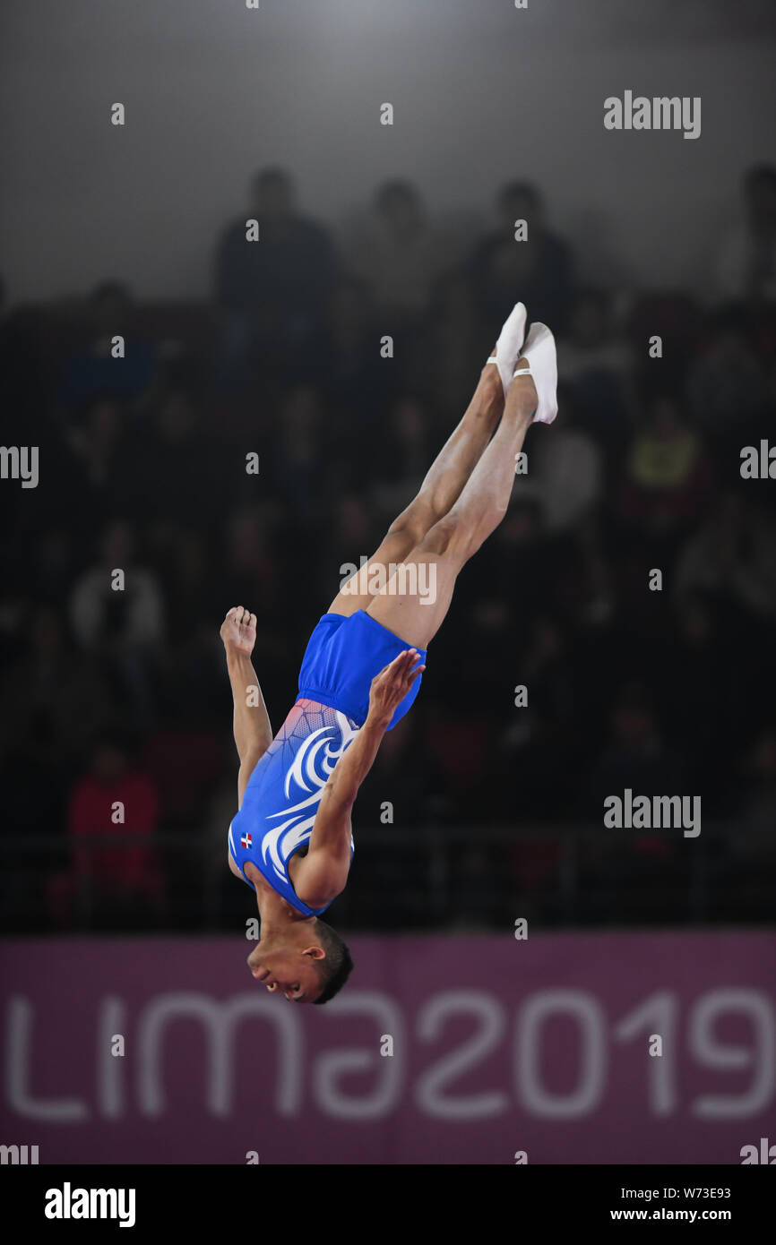 Lima, Peru. 4th Aug, 2019. JUNIOR MATEO from the Dominican Republic flips upside down during the competition held in the Polideportivo Villa El Salvador in Lima, Peru. Credit: Amy Sanderson/ZUMA Wire/Alamy Live News Stock Photo