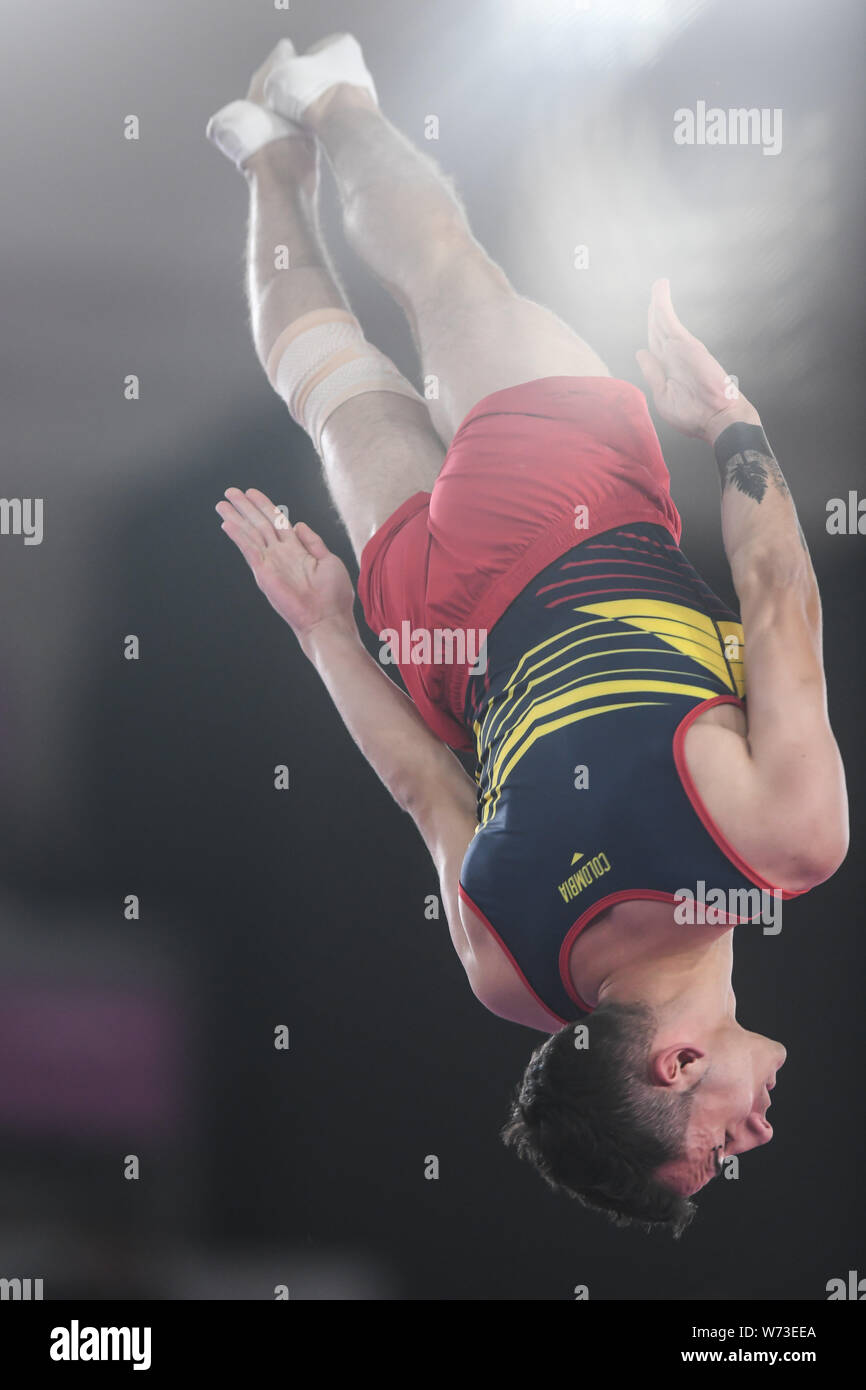 Lima, Peru. 4th Aug, 2019. ANGEL HERNANDEZ from Colombia flips upside down during the competition held in the Polideportivo Villa El Salvador in Lima, Peru. Credit: Amy Sanderson/ZUMA Wire/Alamy Live News Stock Photo