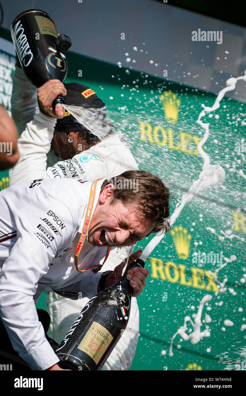 Race winner Lewis Hamilton, Mercedes AMG F1 celebrates on the podium, FORMULA  1 photos, Main gallery, Motorsport.c…