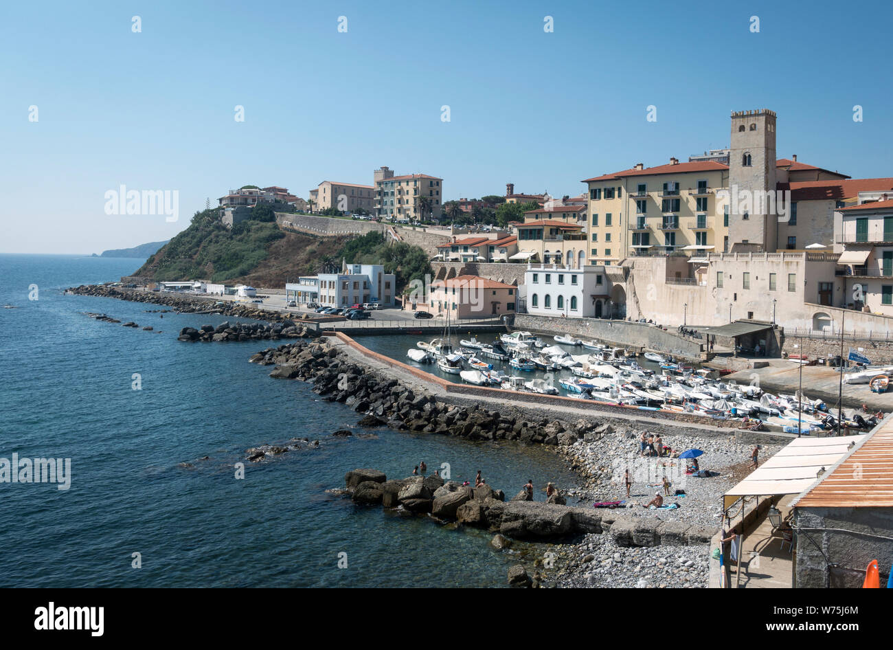 piombino-town-tuscany-italy-view-of-the-old-side-of-the-antique-city