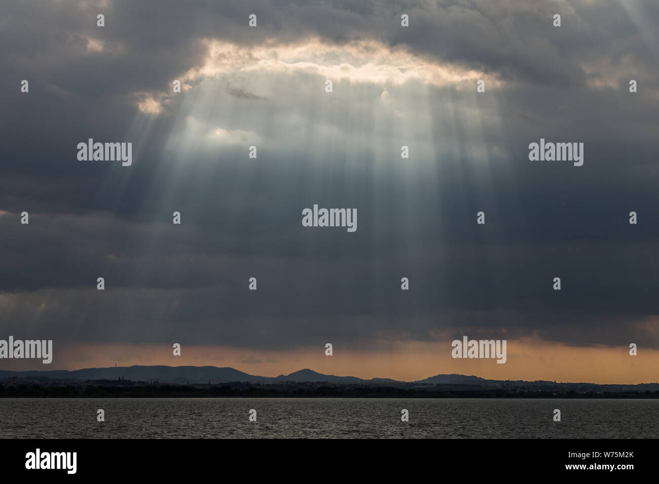 Sun Rays Diagonal Diagonal sunrays hi-res stock photography and images - Alamy