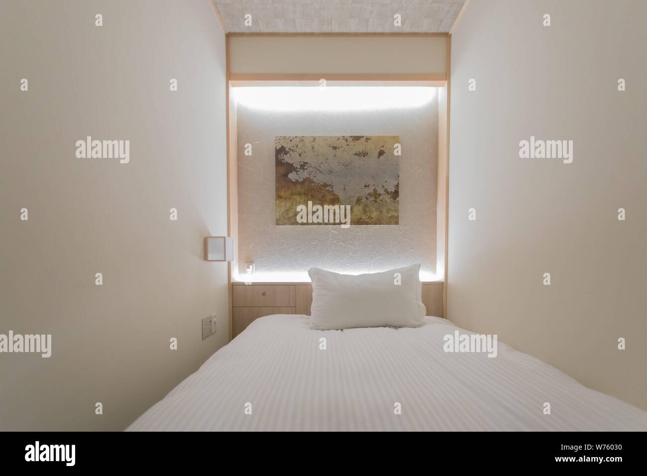 Hotel Zen Tokyo, a fancy capsule hotel with minimalistic Japanese design in Ningyocho, in May 2019. | usage worldwide Stock Photo