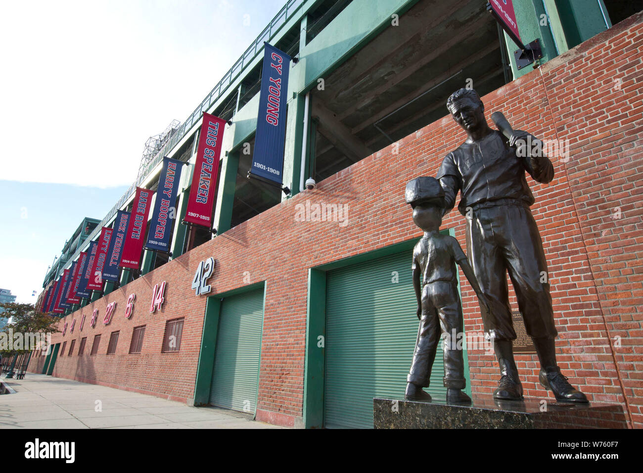 Boston red sox fenway park statue hires stock photography and images