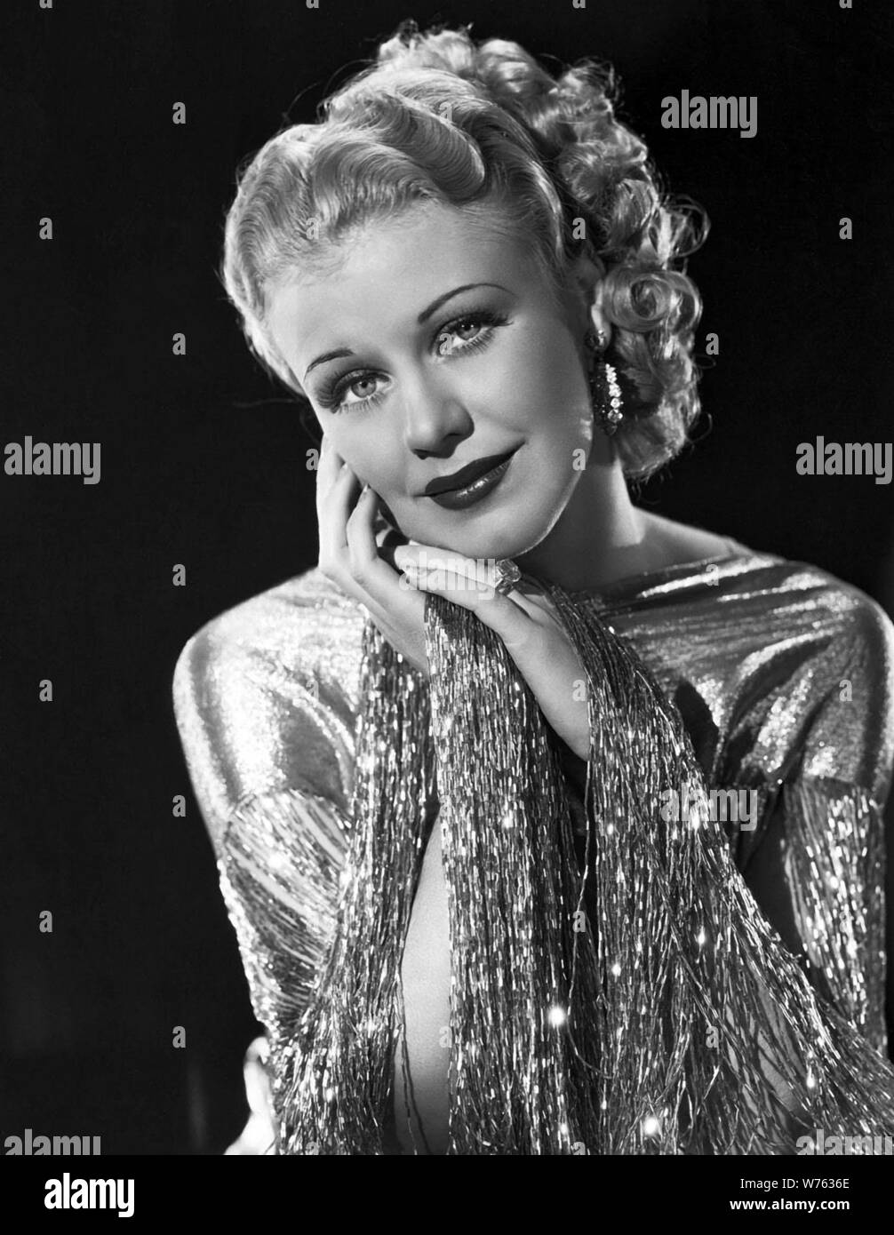 Ginger rogers 1930s hi-res stock photography and imag…