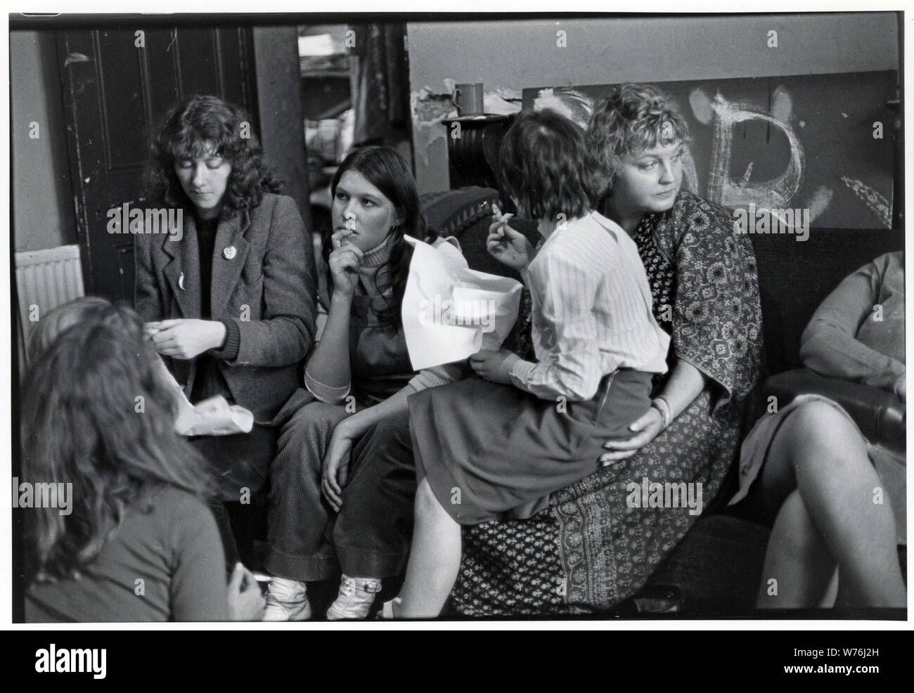 Womens aid refuge hires stock photography and images Alamy