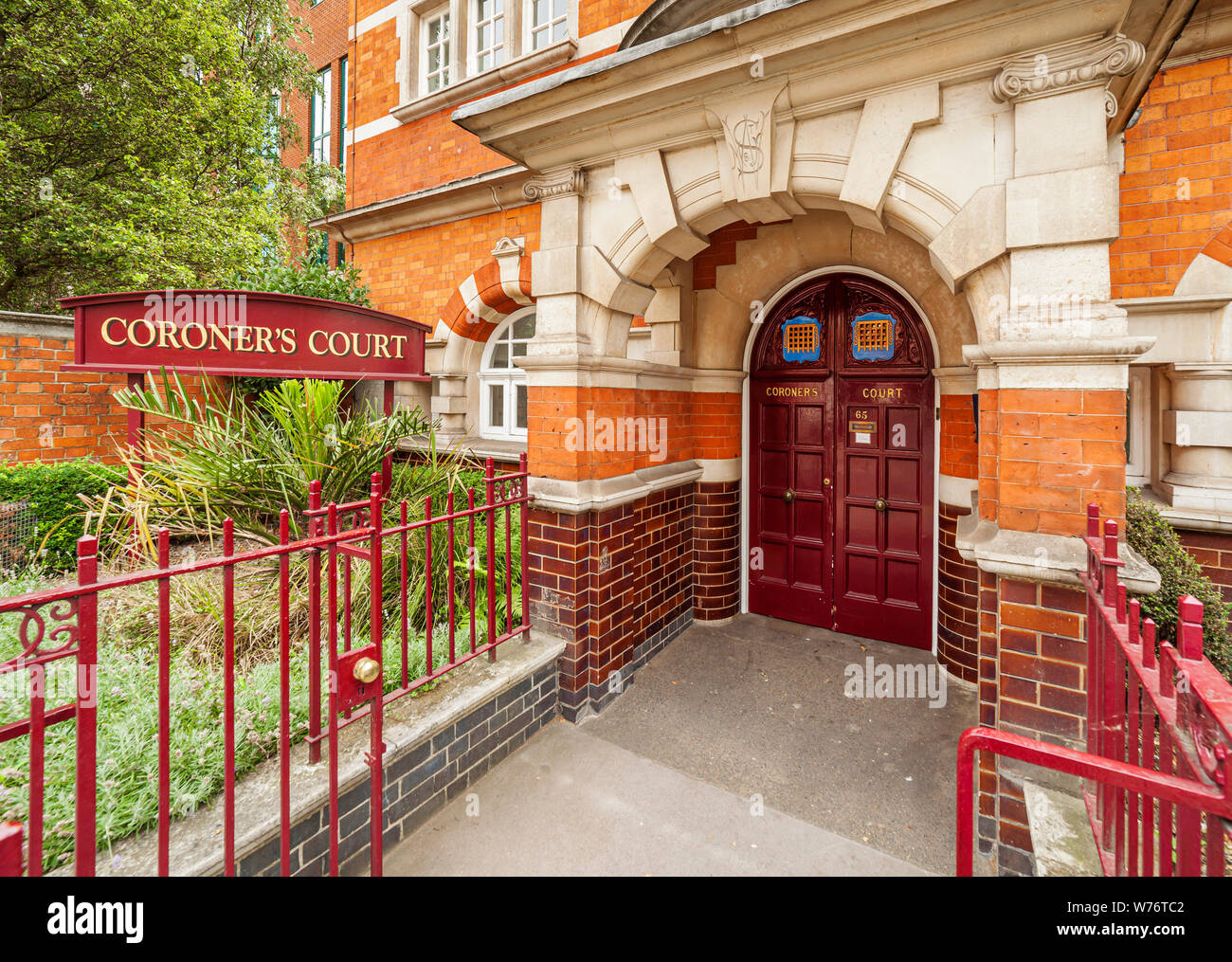 Coroners court building hires stock photography and images Alamy
