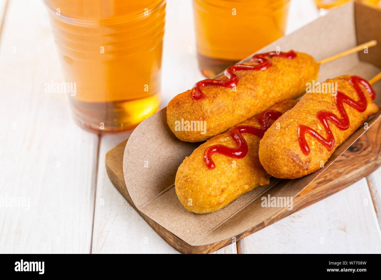 Corn dogs hi-res stock photography and images - Page 3 - Alamy