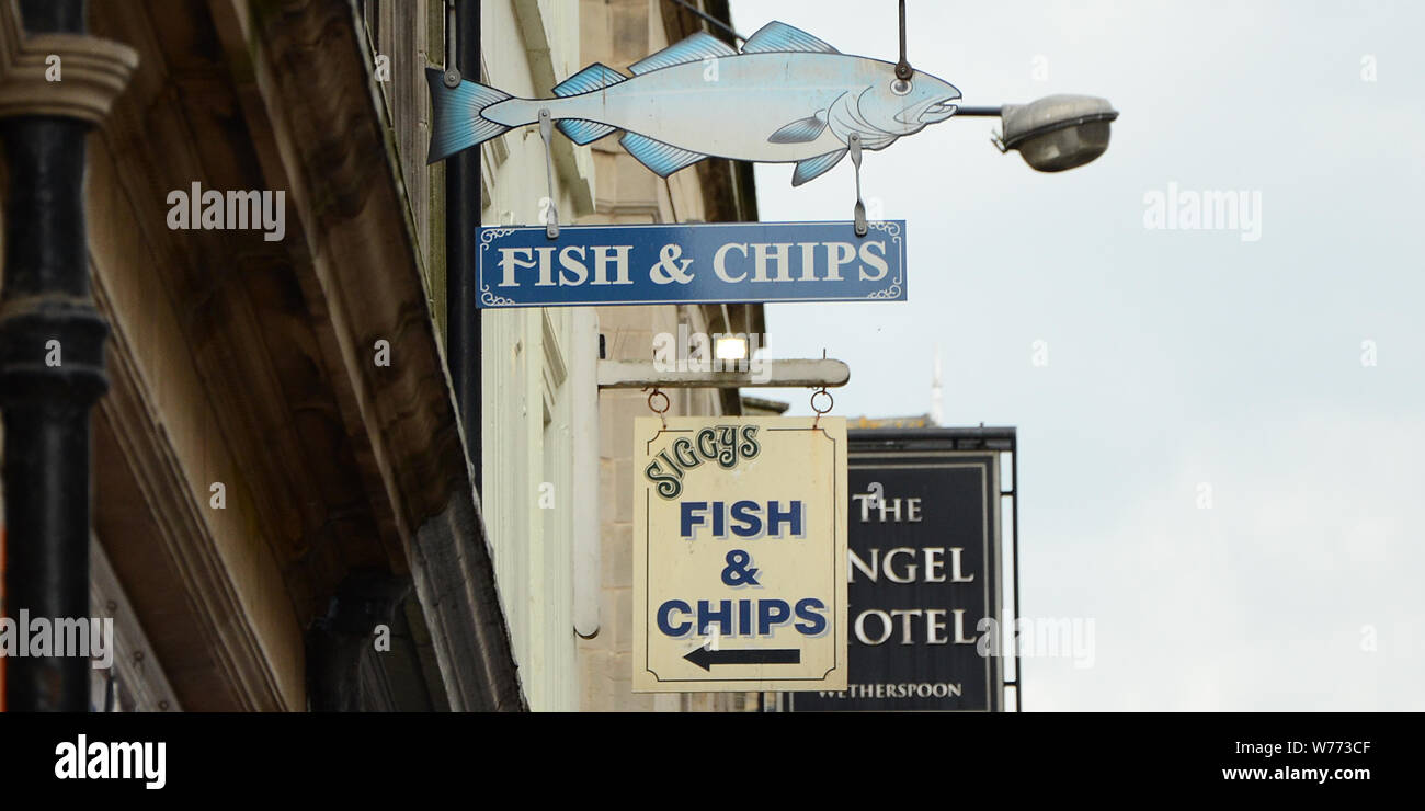 Whitby fish hi-res stock photography and images - Alamy