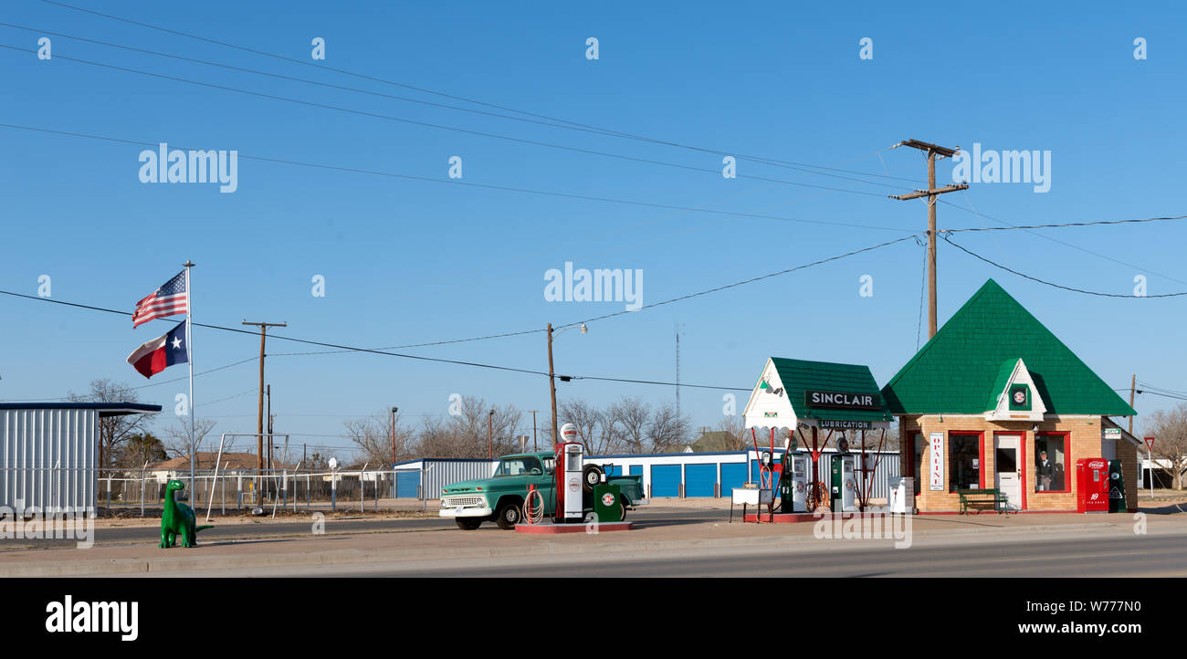 Old sinclair stations hires stock photography and images Alamy