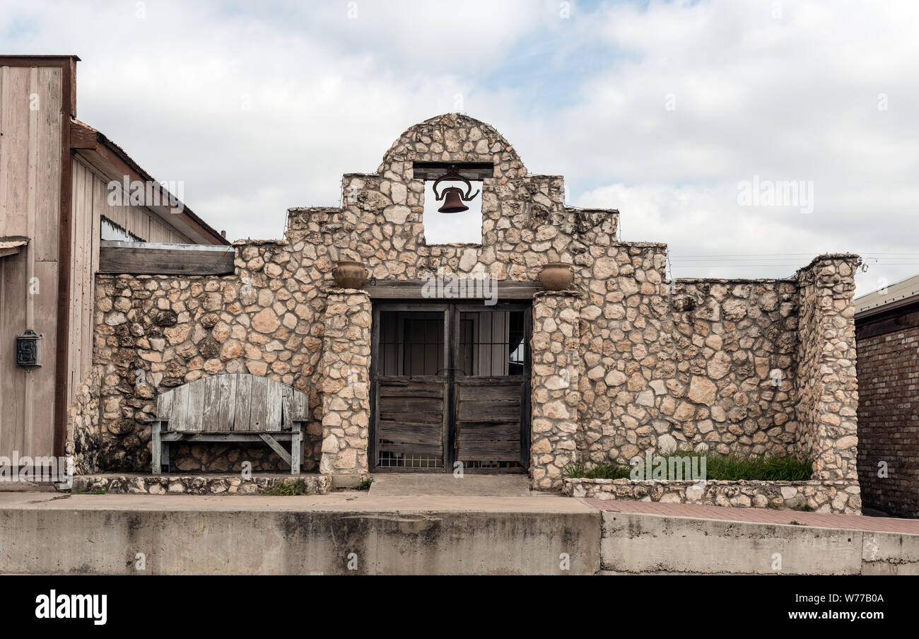 A mission-like building made of vernacular Texas stone in Rio Grande City, Texas, in Starr County Physical description: 1 photograph : digital, tiff file, color.  Notes: Title, date, and keywords based on information provided by the photographer.; Gift; The Lyda Hill Foundation; 2014; (DLC/PP-2014:054).; Forms part of: Lyda Hill Texas Collection of Photographs in Carol M. Highsmith's America Project in the Carol M. Highsmith Archive.; Stock Photo