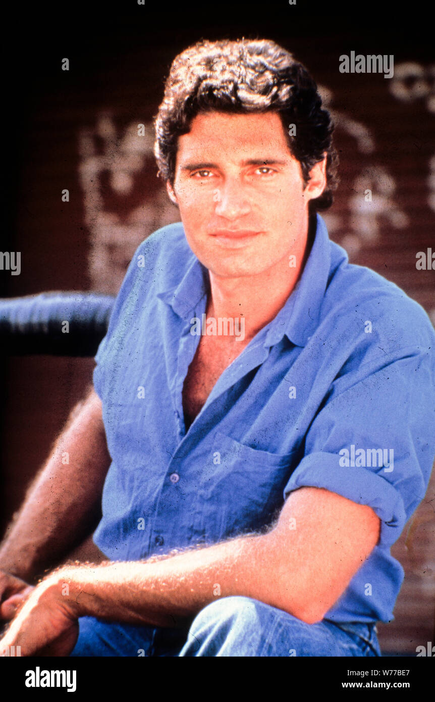 Michael nouri hi-res stock photography and images - Alamy