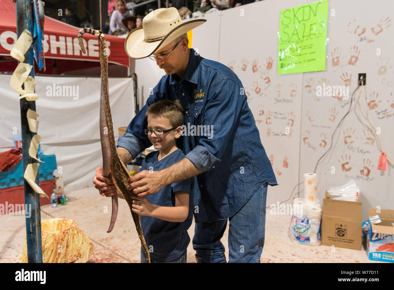 Rattlesnake roundup hires stock photography and images Alamy