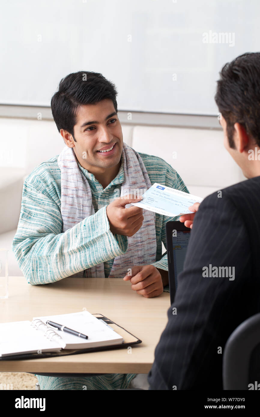 Cheque kurta hi-res stock photography and images - Alamy