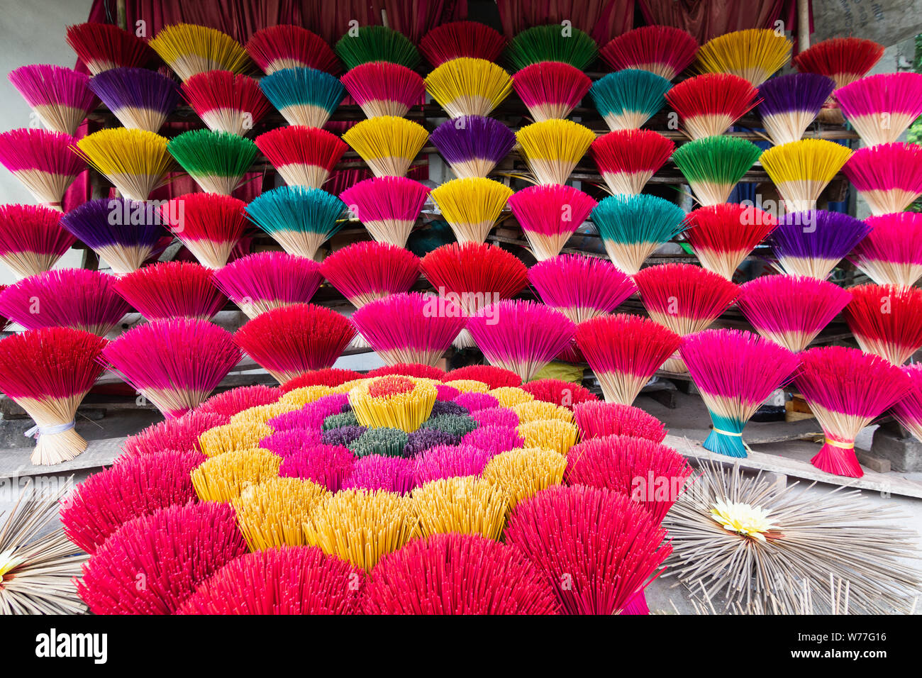 Bundle of traditional colorful Vietnamese incense sticks at the workshop in  a village close to Hue city, Vietnam Stock Photo - Alamy