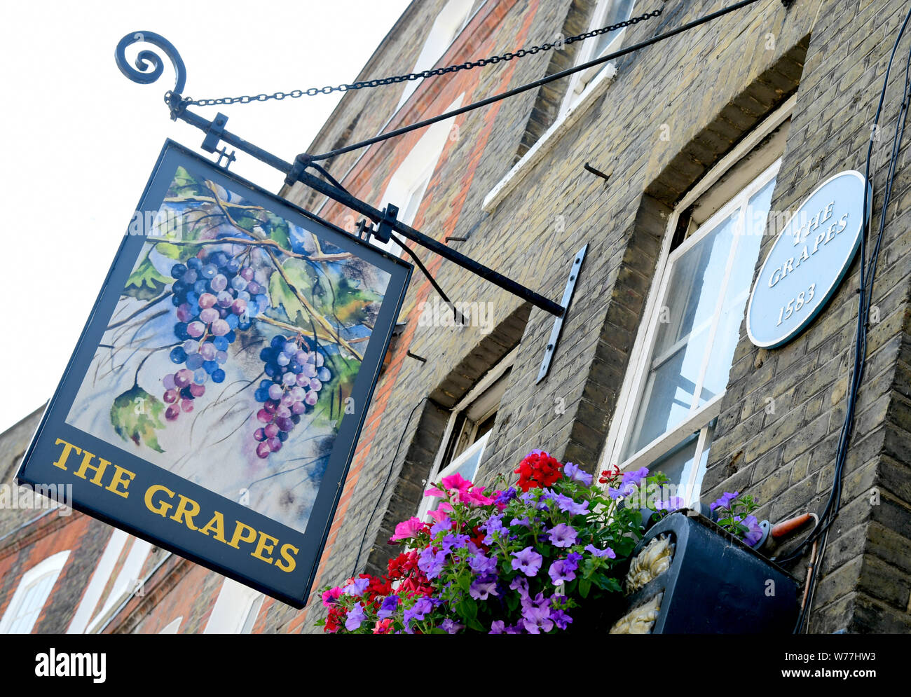 The Grapes pub in East London Stock Photo Alamy