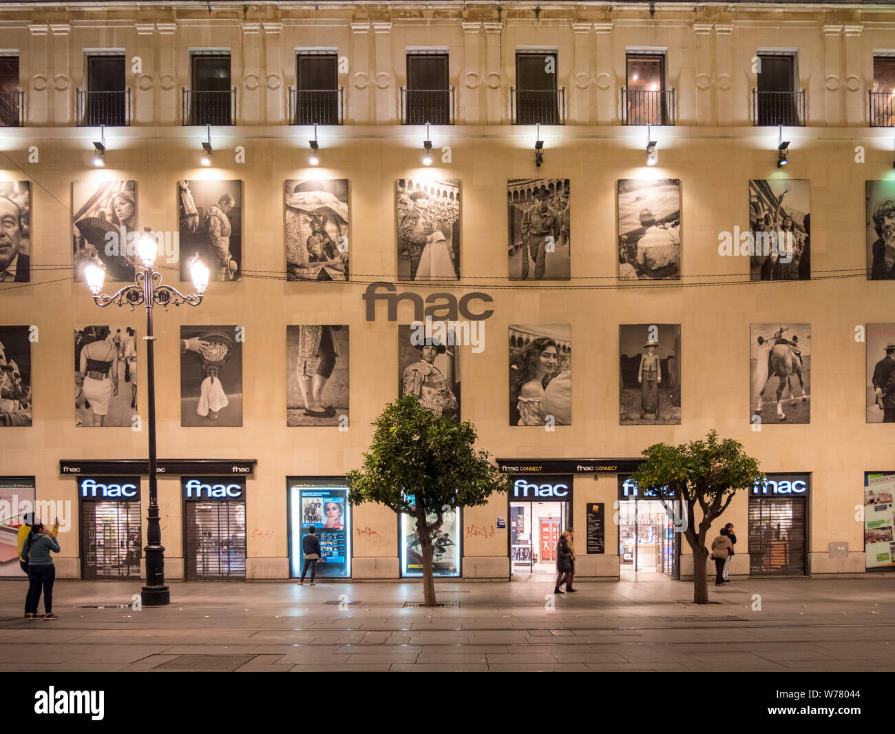 Fnac hires stock photography and images Alamy